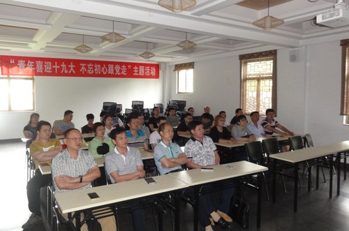 謝兆忠：團委12.jpg