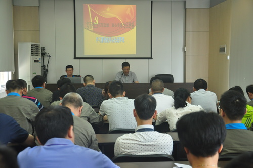 陳宏金：永春分公司組織學(xué)習(xí)廖俊波先進事跡專題活動。.jpg