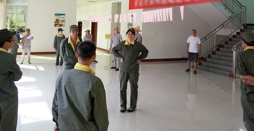 嚴少明：勇攀高峰.jpg