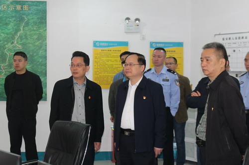 永安分公司賴寶祿：省公安廳治安總隊(duì)長陳小兵一行蒞臨永安分公司檢查指導(dǎo)工作_調(diào)整大小.jpg