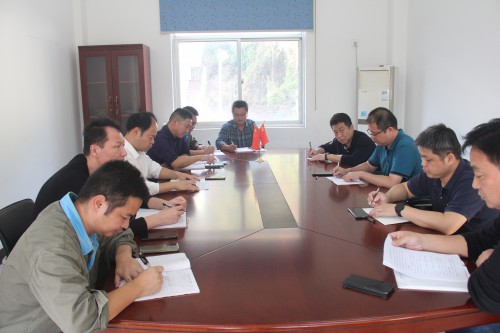 格式工廠福安胡廷淦：圖為黃卿延到福安分公司調(diào)研指導(dǎo)市場營銷工作 (2).jpg