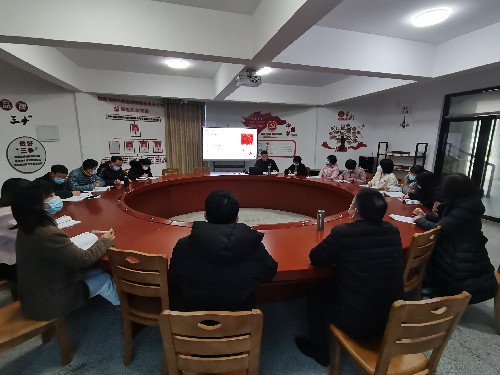 12�?6日，分公司黨委委員、副總經(jīng)理朱廣杰為機(jī)關(guān)第一黨支部宣講黨的二十大精神（圖 呂寶鑫）2 [原始大小].jpg