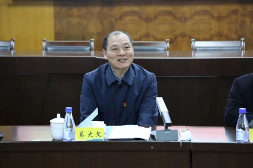 格式工廠省機(jī)電控股公司在海峽科化公司召開(kāi)“三爭(zhēng)”行動(dòng)工作推進(jìn)會(huì)2.jpg