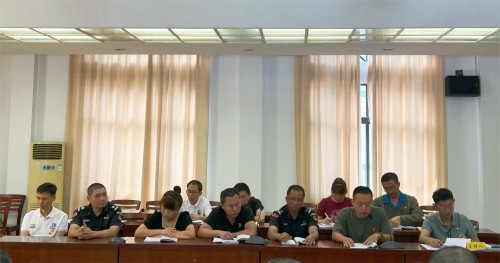格式工廠(chǎng)永安分公司鮑玉婷：海峽科化永安分公司黨委“實(shí)戰(zhàn)演練”推動(dòng)組織生活會(huì)嚴(yán)起來(lái)、活起來(lái)、實(shí)起來(lái).jpg